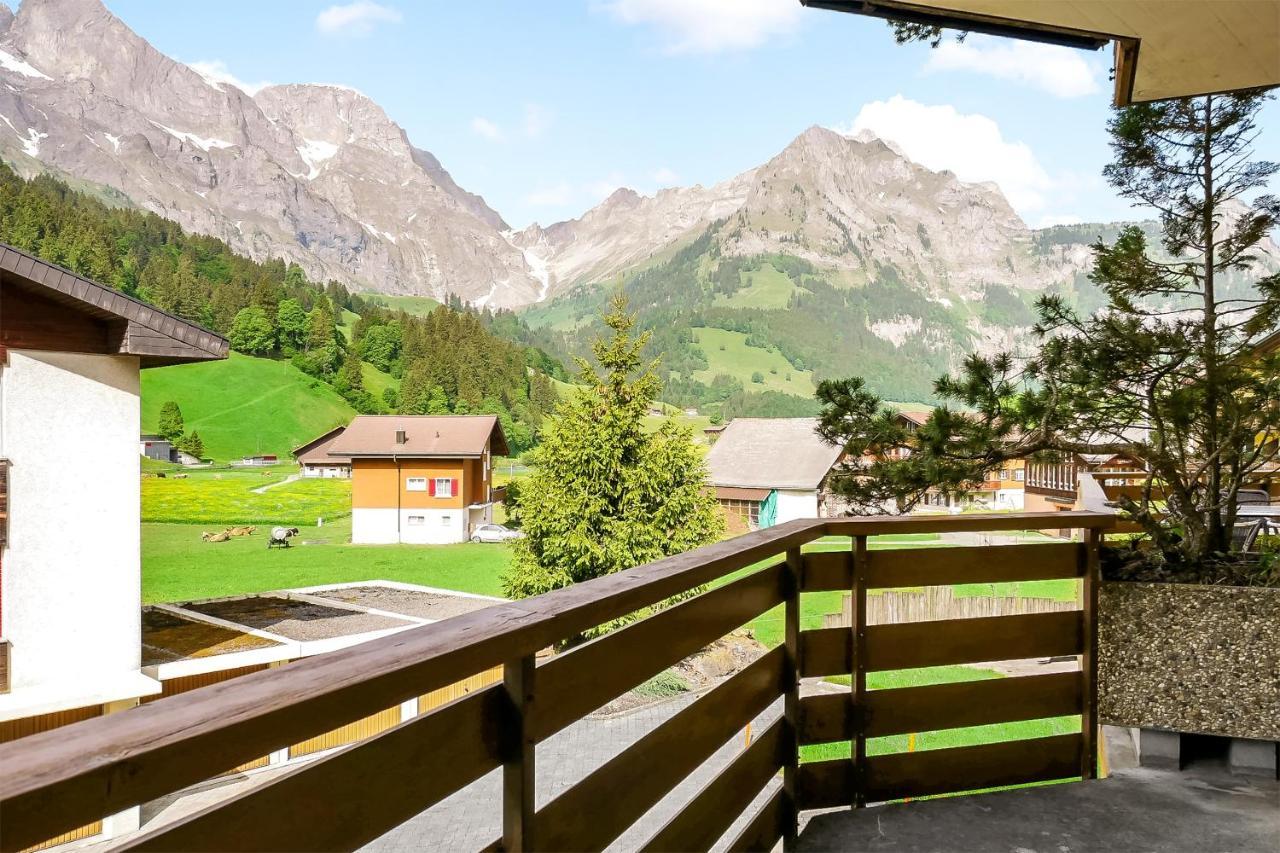 Apartment Next To Titlis Station Енгелберг Екстериор снимка