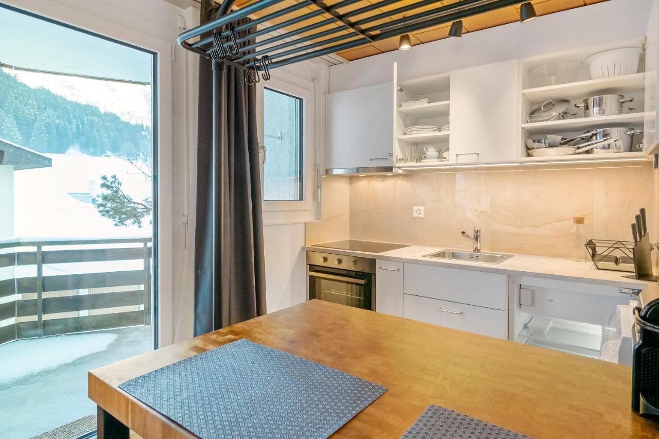 Apartment Next To Titlis Station Енгелберг Екстериор снимка